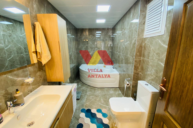 Квартира в Анталии Коньяалты в 100 м от моря. Фото 8