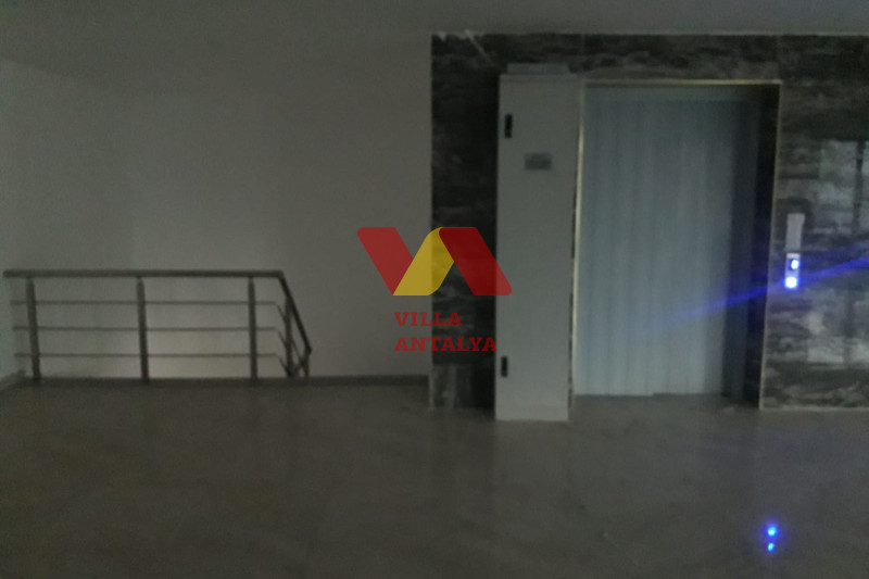 Коммерческое помещение в центре Анталии, 3 этажа. Фото 5